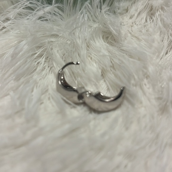 Rachel Zoe sterling silver earrings, new - Picture 4 of 8